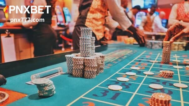 Ang paglalaro ng mga laro sa online na casino ay maaaring maging isang kapana-panabik at kumikitang paraan upang magpalipas ng oras. Ang pagpili ng larong pang-casino na may pinakamagagandang odds/probability ay nagsisiguro na masisiyahan ka sa bawat minuto nito. Piliin ang laro ng casino na may pinakamababang posibilidad/probability at maaari kang magpaalam sa iyong bankroll.